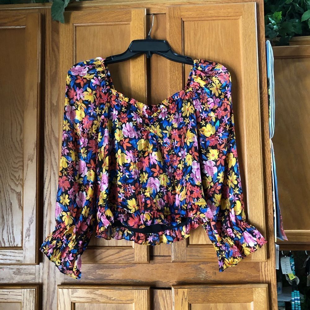 Anthropologie SKIES ARE BLUE Floral Balloon Sleeve Crop Top Metallic Stitch - XS